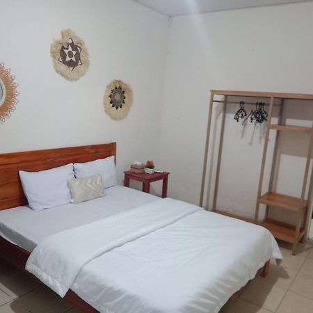 Yohana Cottage Tual Экстерьер фото