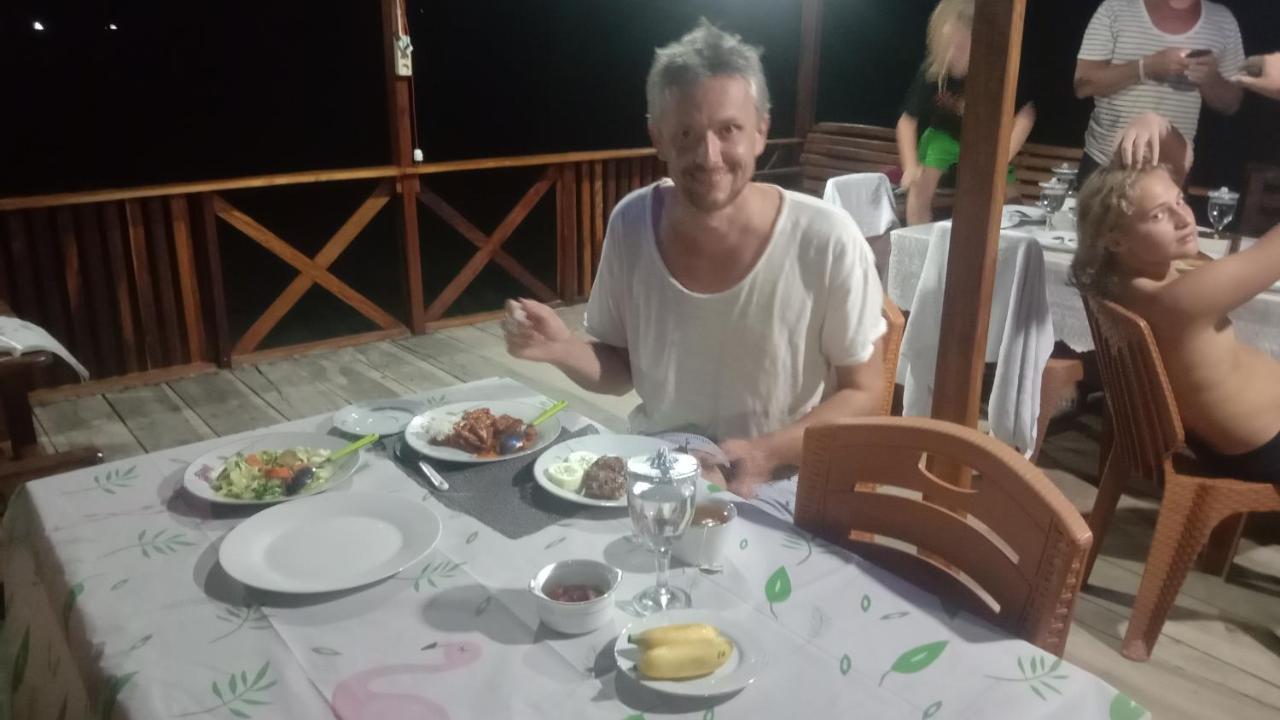 Yohana Cottage Tual Экстерьер фото