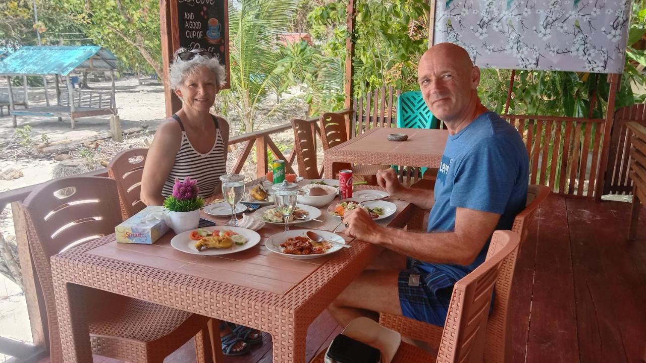 Yohana Cottage Tual Экстерьер фото