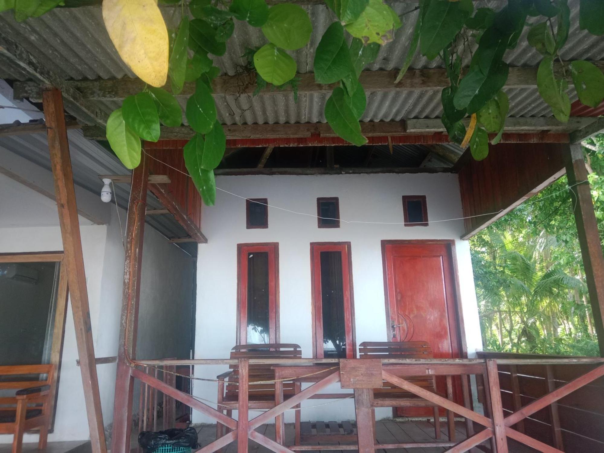 Yohana Cottage Tual Экстерьер фото